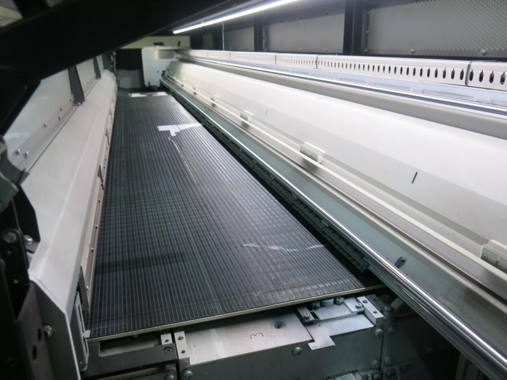 HP Latex R2000 Large Format Latex Printer, YOM 2018, S/N SG8571S002 ...