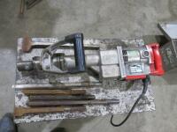 Kango Breaker, Type 900k, S/N AAF 311677RH, 110V.Comes in Metal carry case with 5 x Chisels.