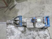 Kango Breaker, Type 950, S/N 2237926TE,110V.Comes with 1 x Chisels.