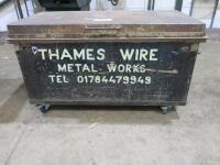 Heavy Duty Metal Tool Chest on Castors, Size H75 x W128 x D69cm.