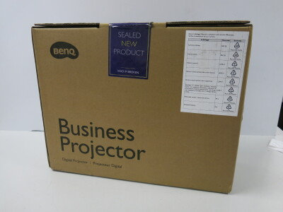 Boxed/New Benq Business Digital Projector, Model MX536.