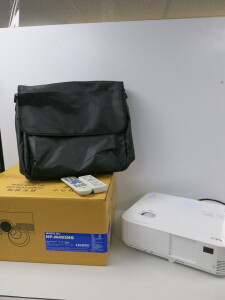 NEC DLP HD Projector, Model NP-M403H, 131 Lamp Hours. Comes with Remote & Carry Case.