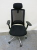 Office Swivel Chair in Black with Mesh Back, Fabric Seat & Head Support.