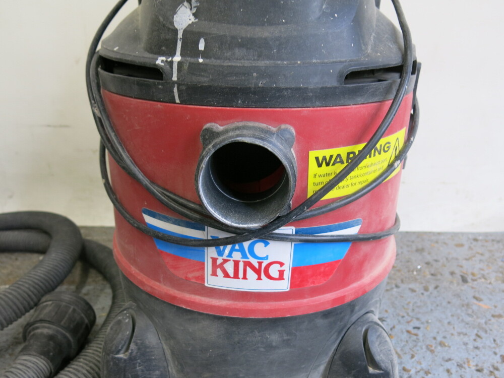Vac King Wet & Dry Vacuum Cleaner, Model CVAC20P. Comes with Hoses ...