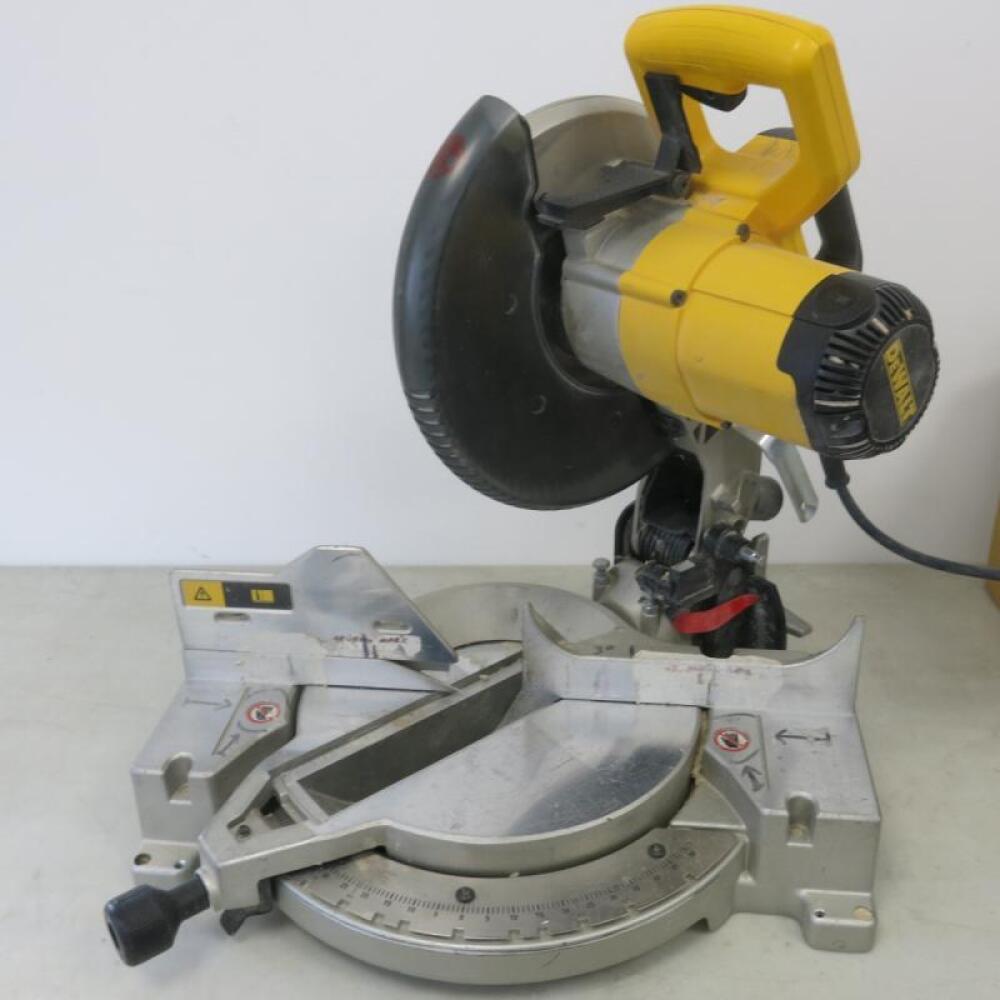 DeWalt DW703 Chop Saw