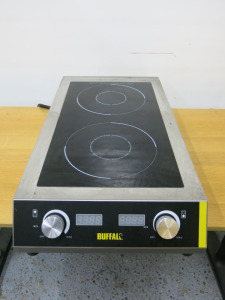 Buffalo Countertop Heavy Duty Electric Dual Ring Induction Hob, Model GF239-03, 7000W.