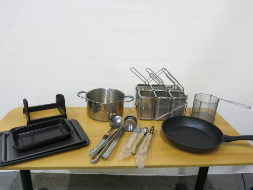 Quantity of Kitchen Accessories to Include: 4 x Metal Trays, 1 x Chopping Board Stand, 1 x Salter Frying Pan, 4 x Ladles, 3 x Tongs, 1 x Stew pot, 6 x Lincat Deep Fat Fryer Baskets & 1 x Round Deep Fat Fryer Basket.