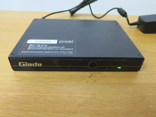 Gaida DM6 Digital Signage Player, Embedded Windows 10. Comes with Power Supply.