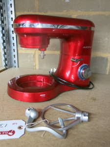 Acuma Mixer with 2 Attachments. Model SM-1518Z. Note, Missing Bowl.