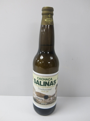 Cachaca Salinas Tradicional, 600cl.