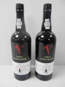 2 x Bottles of Sandeman 1999 Vau Vintage Porto, Bottled in 2001, 75cl.