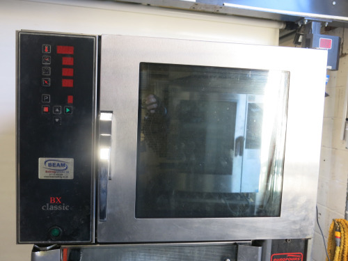 Mono Equipment BX Classic Steam Oven, Model FG153C-BN14, S/N 2000016563, YOM 2013, 3 Phase, with 4 Trays, Size H52 x W78 x D107cm. NOTE: handle requires attention.