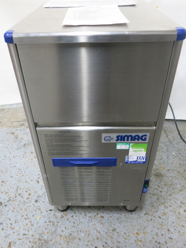 Simag High Efficiency Ice Cube Maker, Model SDE 40ASHE, S/N MC281916. Size H73 x W37 x D55cm