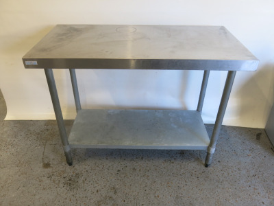 Vogue Stainless Steel Prep Table with Shelf Under, Size H90 x W120 x D60cm