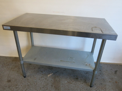 Vogue Stainless Steel Prep Table with Shelf Under, Size H90 x W120 x D60cm