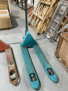 Ameise 3000kg Pallet Truck.