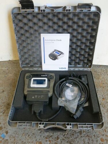 VDO Auto Diagnostic Unit in Case with Manuals and CD, S/N CN102-03321.