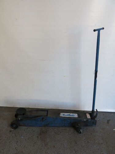 Weber 4000kg Long Reach Commercial Vehicle Trolley Jack.