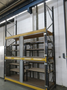 Caged Rack with 2 x Uprights, 6 x Crossbeams with Shelves & Caging Surround with 4 x Box Steel Lockable Doors. Includes 4 x Shelves/Displays. Size H400 x W280 x D90cm.
