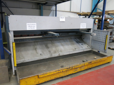 Axe & Status Durma (Durmazlar ES 3006), 3m x 6mm Power Sheet Metal Guillotine, S/N 602707916, 3 Phase, Year 2007. Comes with Techno GR SB4 K1C LD Optic Sensors.