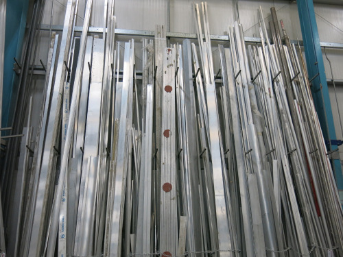 Racked Area Containing Large Qty of Misc Lengths of Aluminium Flat Bar, Box & Tube, Approx 150 to 200 Lengths