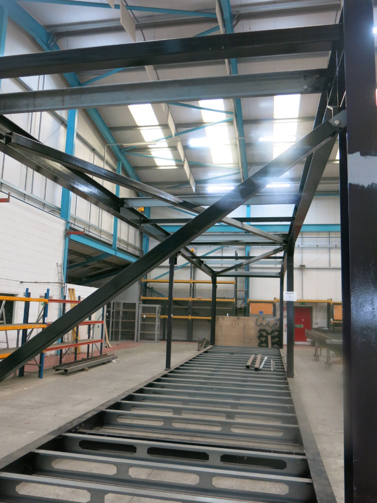 16m x 3m x 3.5m (to the highest point) Heavy Duty Modular Building