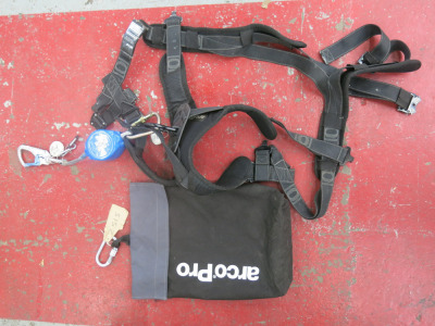 Arco Pro Full Body Harness with Ikar Full Arrestor, Type HWB2-8. In Carry Case.