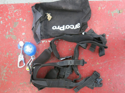 Arco Pro Full Body Harness with Ikar Full Arrestor, Type HWB2-8. In Carry Case.