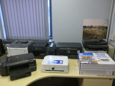 7 x Assorted Desktop Printers to Include: HP Deskjet 2630 (In Box), Epson XP-315, Brother LFC-J5320DW, Samsung Xpress M2675FN, Canon Pixma MX725, Officejet Pro 1800 & Lexmark MS310dn (As Viewed).