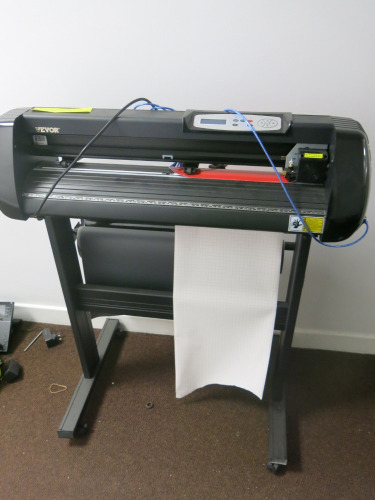 Vevor SK 720 Cutting Plotter.