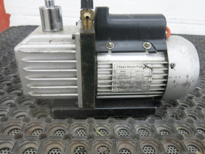 2 Stages Vacuum Pump, Model 2509-018.