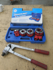 Silverline Pipe Threading Kit with Tube Expander.