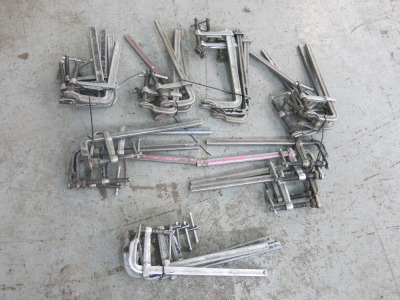28 x Assorted Size Medium Metal Clamps.