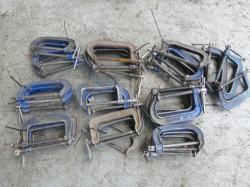 40 x Assorted Size Medium Metal G Clamps.