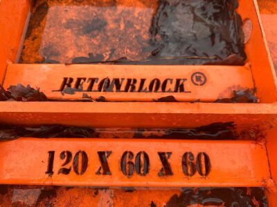 2 x Betonblock Concrete Block Moulds. Size 120 x 60 x 60cm.