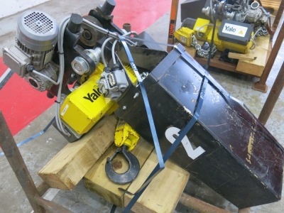 Yale 5T Overhead Gantry Runner with 5000kg Electric Hoist....