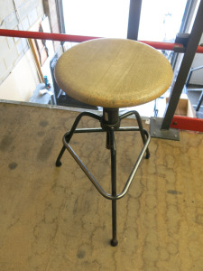 Height Adjustable Metal Stall with Wooden Seat On Tripod Legs.