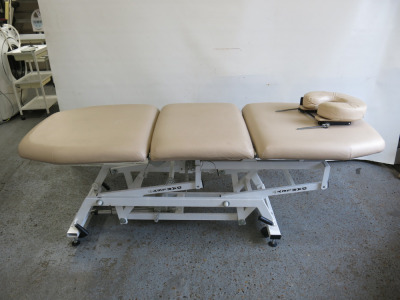 Darley Electric 3 Section Remote Controlled Massage Table with Upper & Lower Reclining Sections & Head Rest. NOTE: requires control unit & remote.