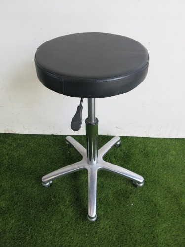 Mobile Beauty/Nail Salon Stool on Castors In Black.