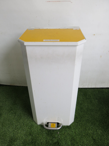 Sunflower Hand Free Fire Retardant Clinical Metal Waste Bin, Size H80cm.