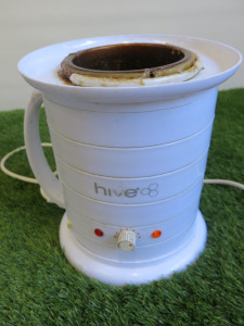 Hive Wax Heater.