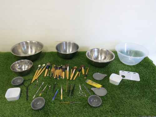 4 x Stainless Steel Bowls with a Qty of Make Up Brushes, Tweezers & Small Ceramic Mixing Bowls.