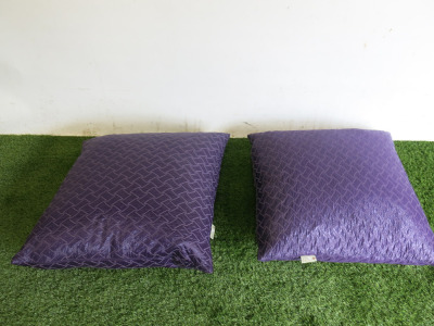 Pair of Calder & Oak Scatter Cushions in Purple, Size 24 x 24cm