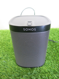 Sonos Play 1 Wireless Speaker in Black. Comes with Power Supply.