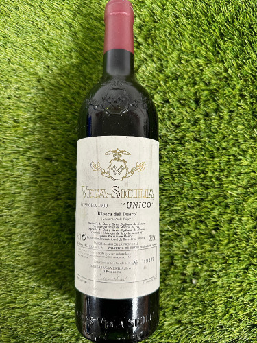 1990 Bottle of Vega Sicilia Unico Grand Reserva, Red Wine 75cl,