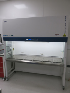 Airstream Duo Mobile Biological Safety Cabinet, Class II BSC, Model AC2-6G8, S/N 2016-110504 with Sentinel Gold Micro Processor Control System. Size H210 x W180 x D80cm.