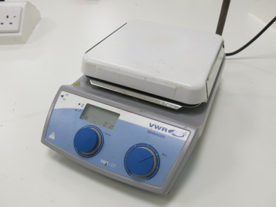 VWR VMS-C7 Stirring Hotplate. NOTE: requires power supply.