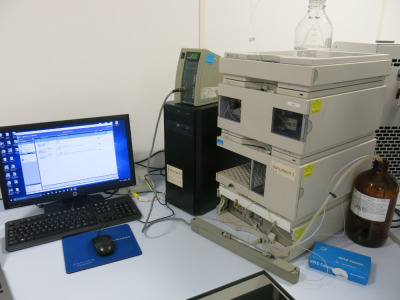 HP Agilent, Analytical HPLC System, HP 1100 Series Consisting of: Binary Pump, Auto Sampler & UV Detector with Chemstation Software on Antec Power PC & HP 20" Monitor. Also Includes Jones Chromatography Model 7990.