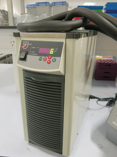 Eyela CCA-1111 Portable Pump/Refrigerator, S/N 61312160.