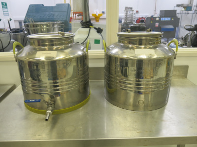 Pair of Cordivari 30 Lt Stainless Steel Containers, Inox 18/10.